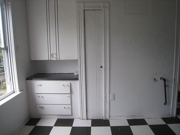 2nd image of 53 Ayrault St