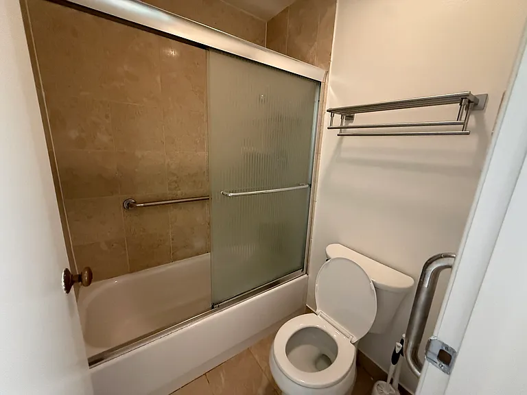 833 N Humboldt St #212 — Photo 13