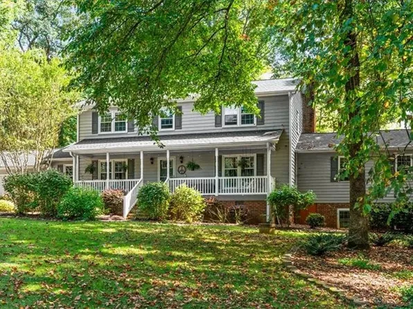 4804 Waldorf Dr, Greensboro, NC 27455