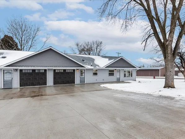 701 Grove Lake St S, Sauk Centre, MN 56378