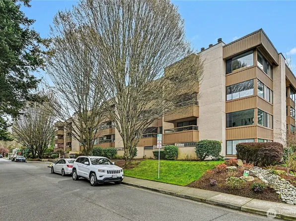 10101 SE 3rd Street #202, Bellevue, WA 98004