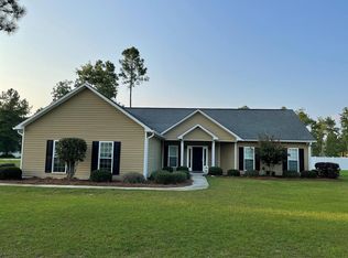 182 Larkspur Dr, Douglas, GA 31535
