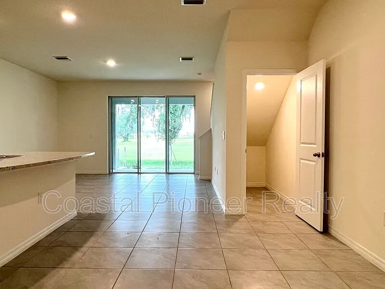 5330 Dragonfly Dr — Photo 9