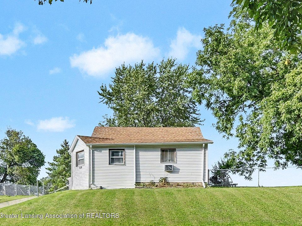 1st image of 735 Looking Glass Ave