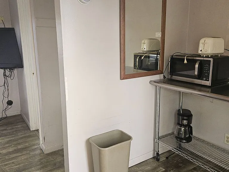 Rapids Studio Apartments — Photo 4