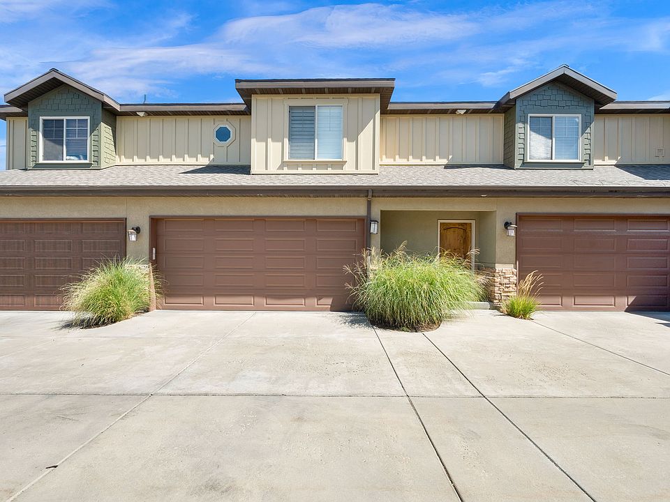 1st image of 1440 E Tuscan Oak Way