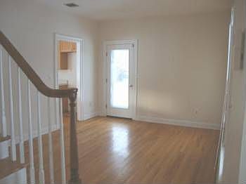 2nd image of 85 Petersburg Rd