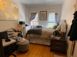 19 S Russell St #5FF, Boston, MA 02114