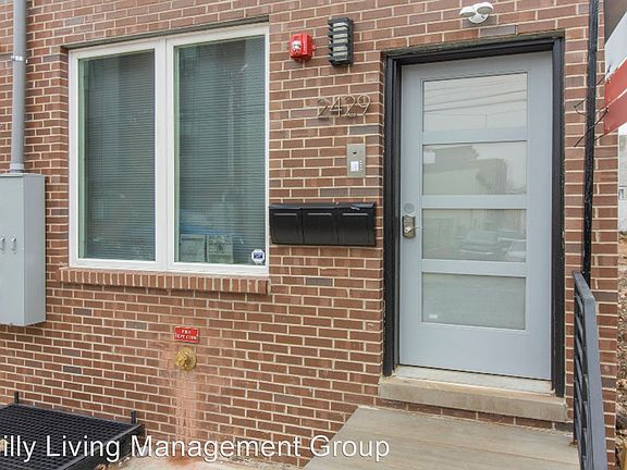 2nd image of 2429 W Thompson St #B