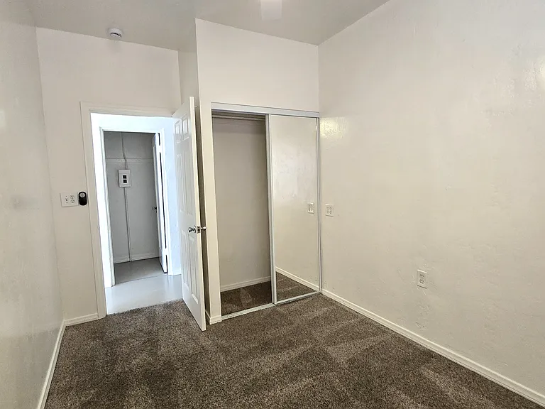712 Santa Rita Pl #D — Photo 16
