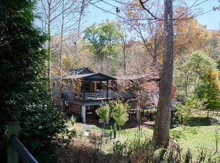 221 Azalea Rd E, Asheville, NC 28805
