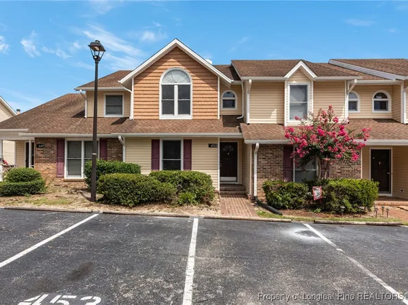 453 Lands End Rd, Fayetteville, NC 28314