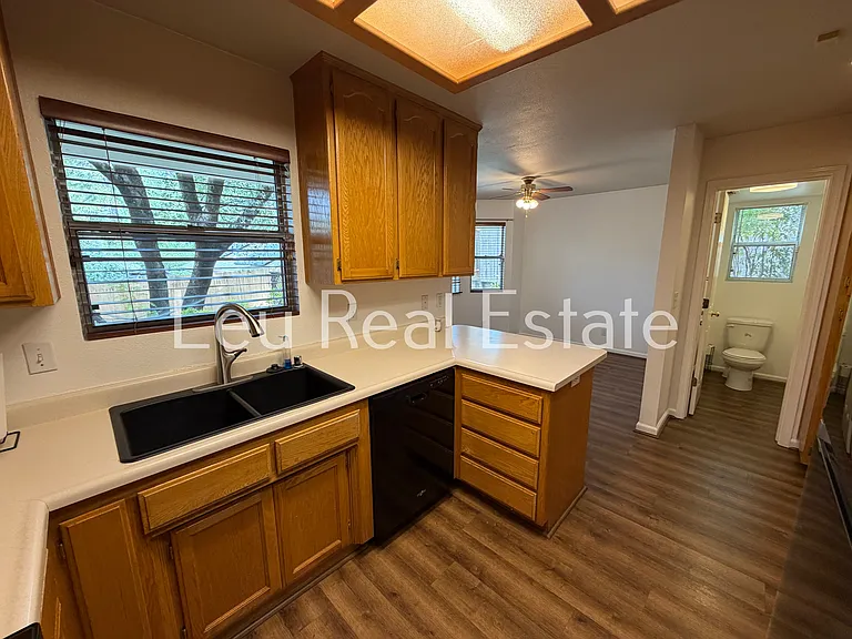 2548 Golden Eagle Ln — Photo 3