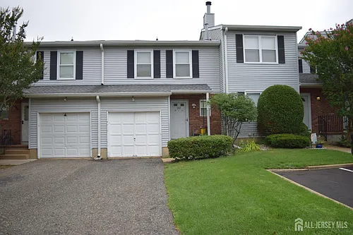 99 Brookview Cir Photo 1