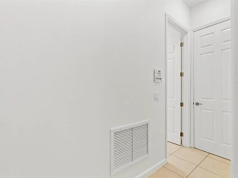 3877 Shoreview Dr — Photo 21
