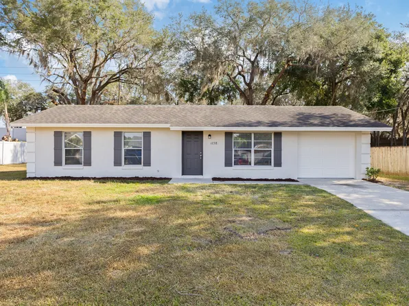 1238 Padgett Cir, Lady Lake, FL 32159