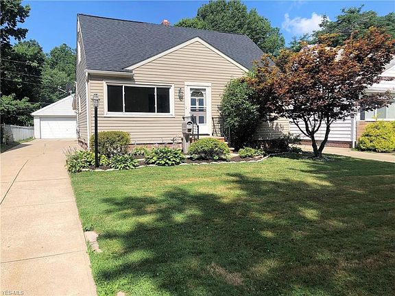2nd image of 5126 E 131st St