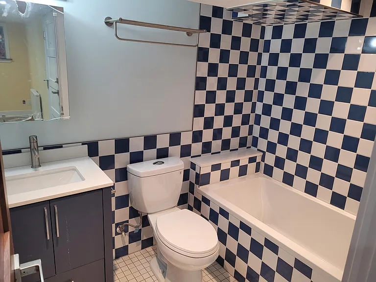10 Rivercrest Rd #10R — Photo 9