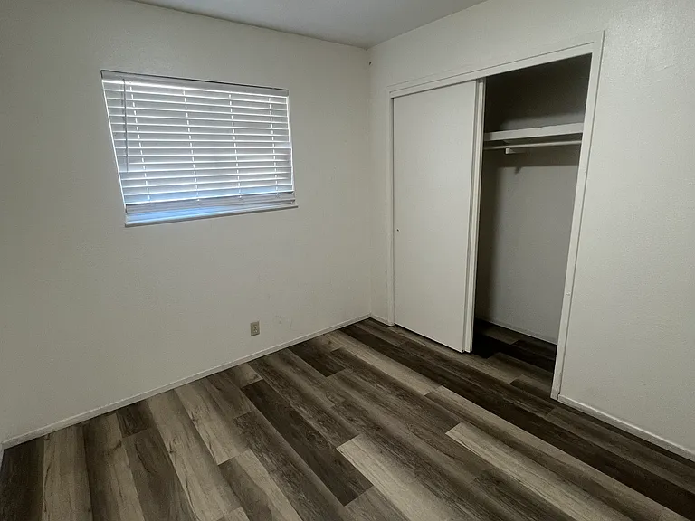 299 E Frances St #2 — Photo 15