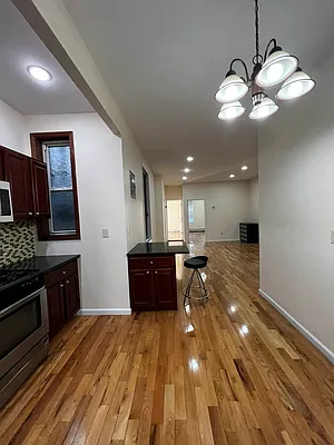 Rented by Target Realty Group | media 8