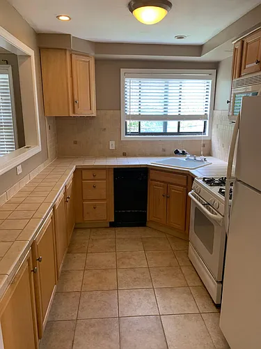 25777 Woodward Ave #203 Photo 1