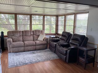 109 Road Runner Rd, Zapata, TX 78076