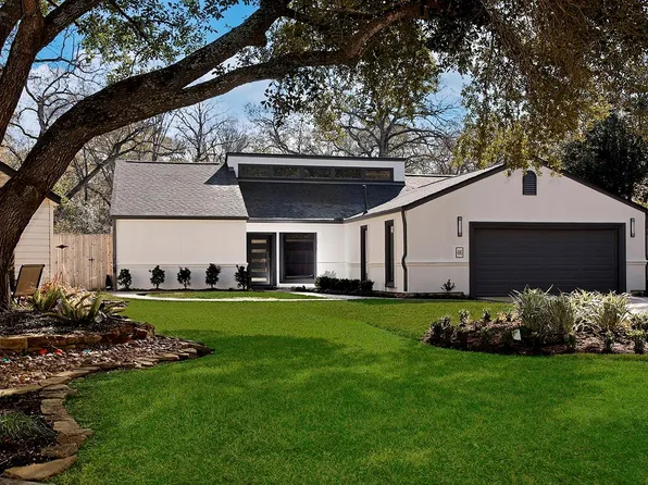 46 N Autumnwood Way, Spring, TX 77380