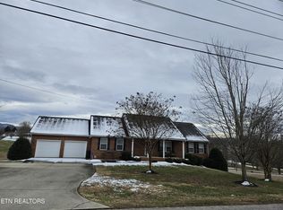 4218 Pea Ridge Rd, Maryville, TN 37804