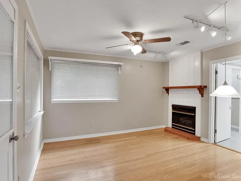 3836 Cornell Dr — Photo 6