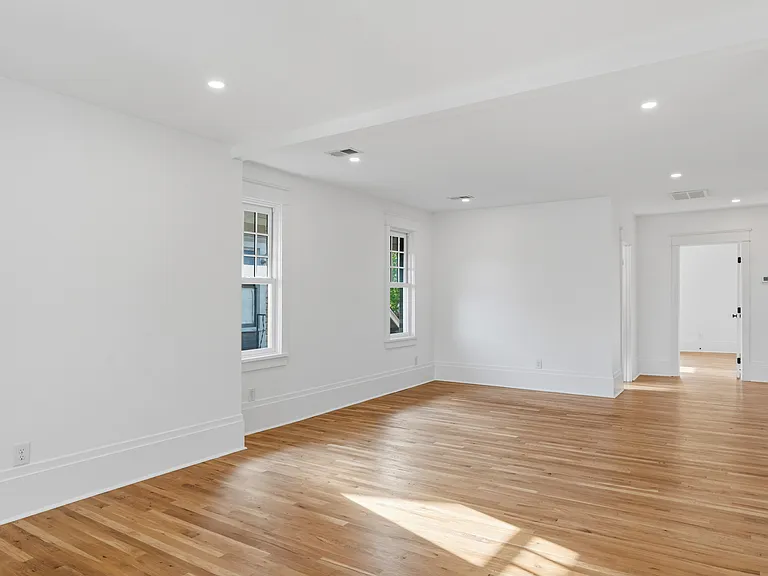 610 Russell St — Photo 25
