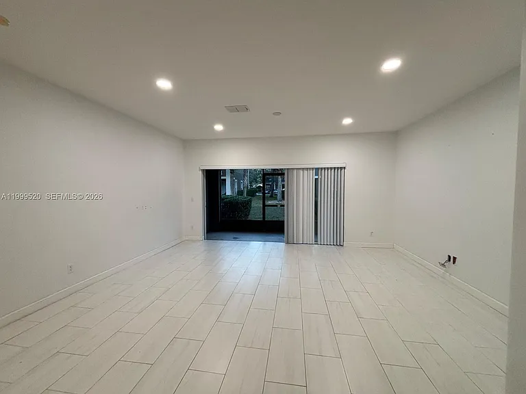 3583 Victoria Pines Dr #3583 — Photo 5