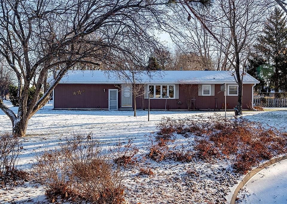 2852 Jupiter Ave, Eau Claire, WI 54703, MLS 5653959