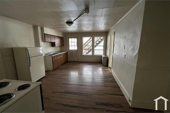 1st image of 58 Falmouth St APT 2