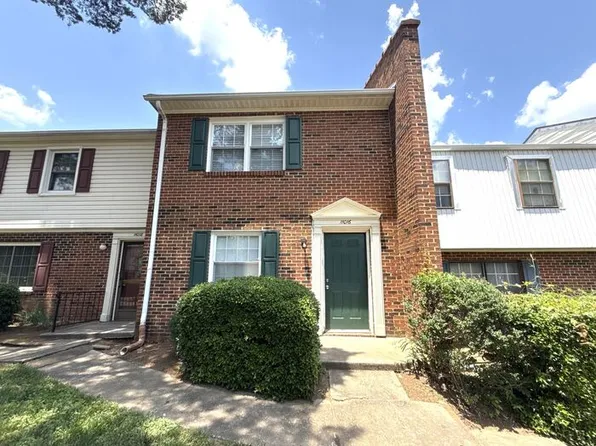 11016 Hunter Trail Ln, Charlotte, NC 28226