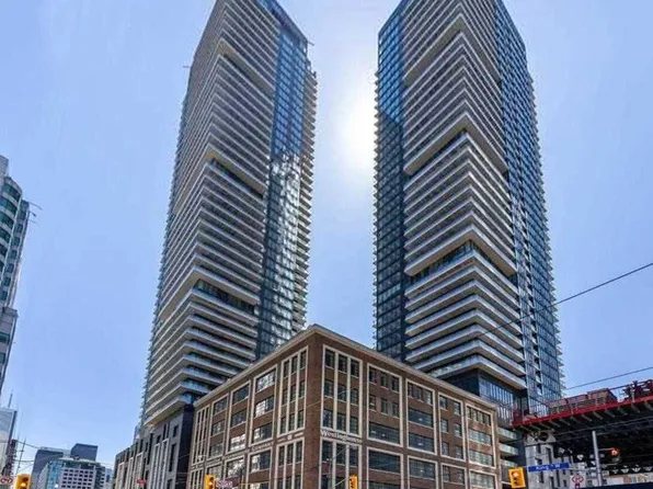 125 Blue Jays Way, Toronto, ON