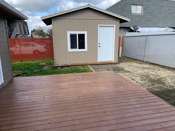 Storage/Hobby Shop and Deck off Dining Room