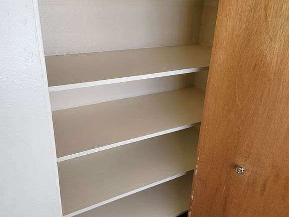 5th image of 361 Moraine Way #361