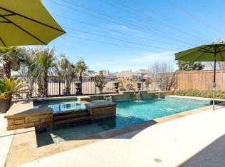 15425 Yarberry Dr, Roanoke, TX 76262