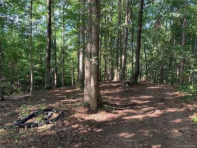 2nd image of 3340 Jim Johnson Rd
