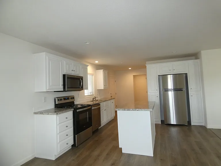 Palm Creek Resort & Residences — Photo 69