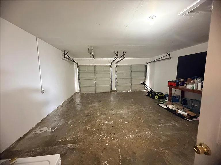 2513 Mulberry Ln — Photo 8