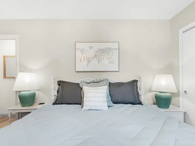 301 Chelsea Dr — Photo 12