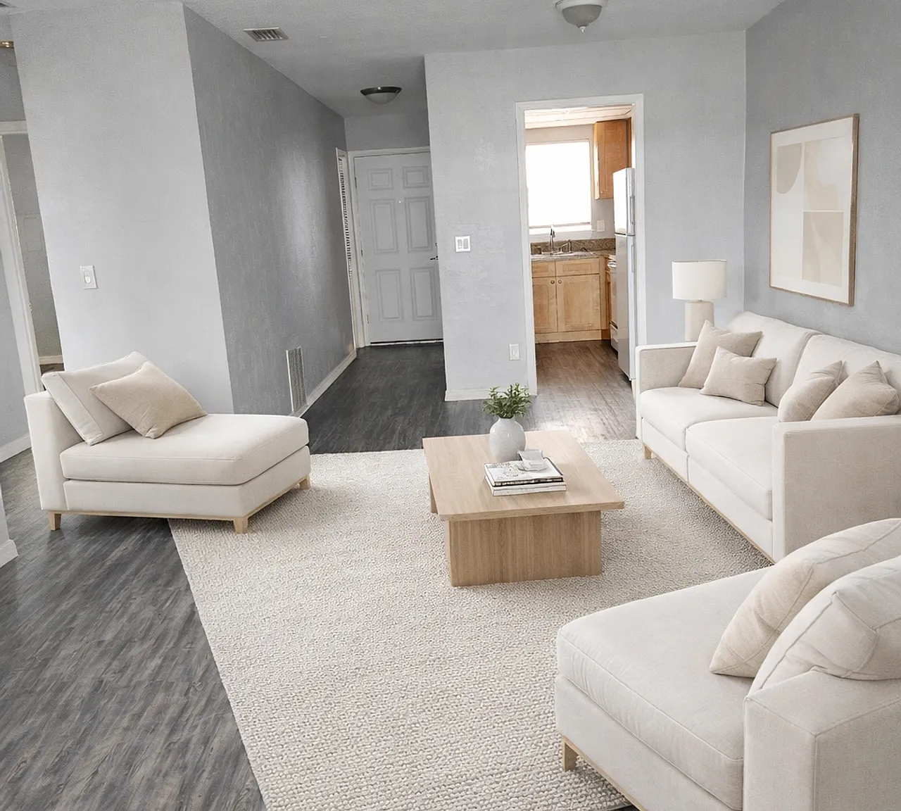2 bedroom 2 bathroom unit available now — Photo 3