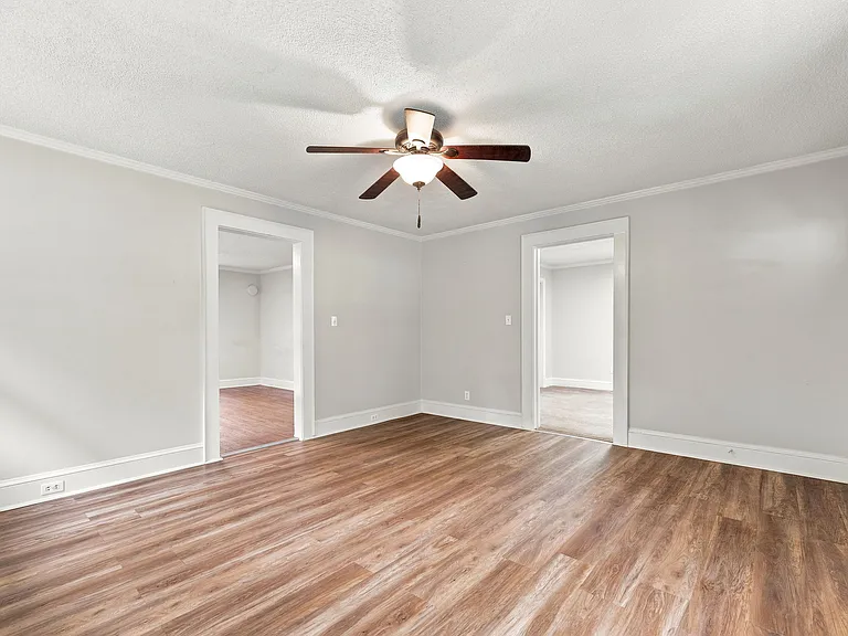 3629 Pleasant Garden Rd — Photo 10