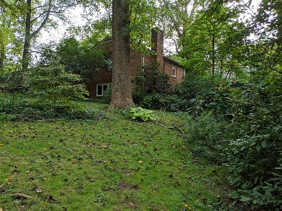4th image of 1529 Longfellow Ct