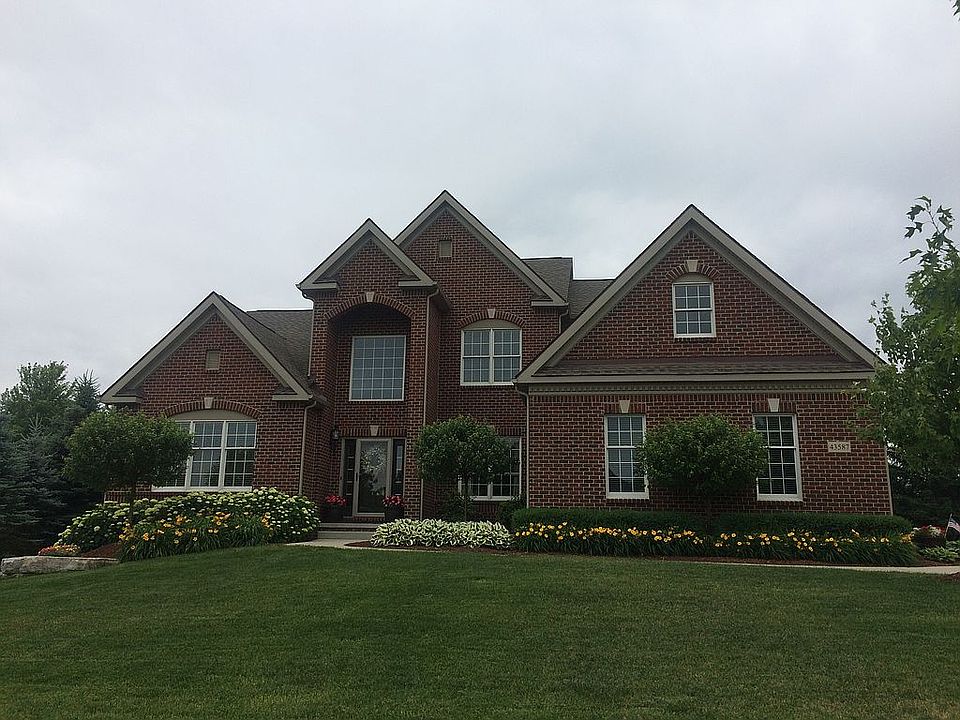 1st image of 43587 Prestwick Cir S