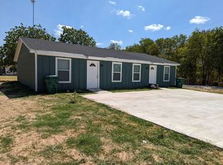 301 E Bowie Ave UNIT B, Mart, TX 76664