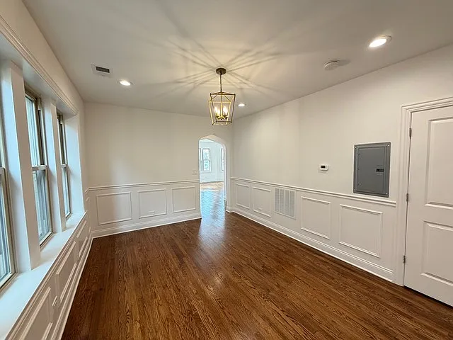 7825 S Wood St #3 — Photo 10