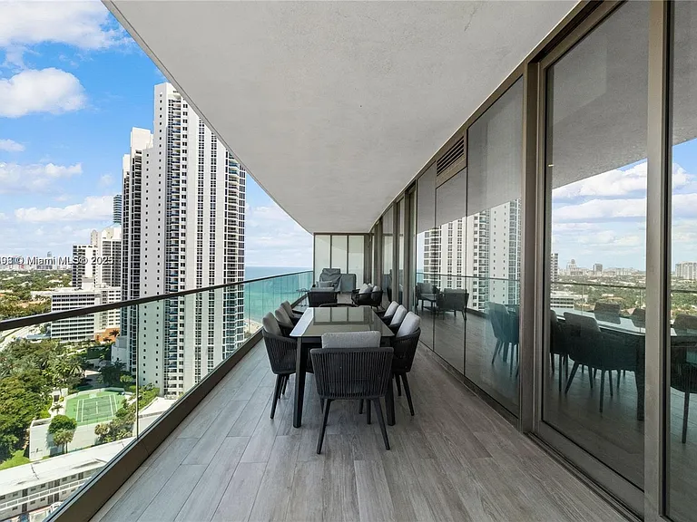 18975 Collins Ave #1605 — Photo 18