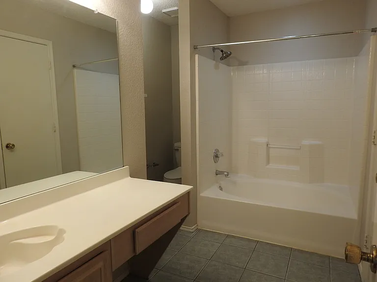 2094 Colt Ct — Photo 6